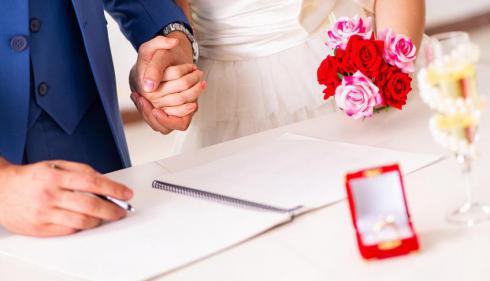 Свадебный сезон: зачем парам брачный договор