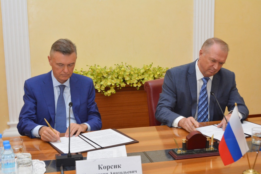 Федеральная нотариальная палата и Торгово-промышленная палата РФ подписали соглашение о сотрудничестве нотариус Уланов в Липецке